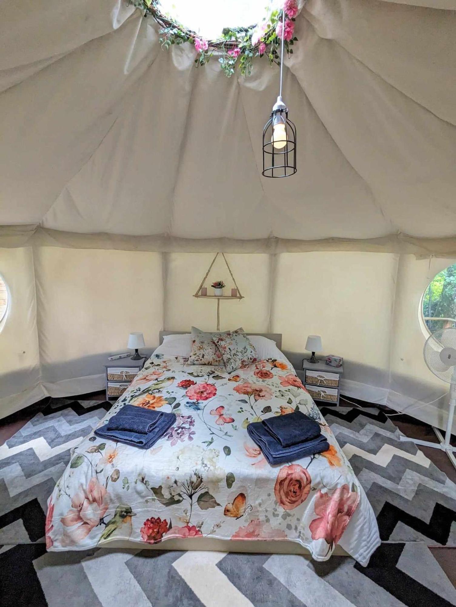 Luxury Glamping @Moulin Des Forges Hotel Moutier-Malcard Eksteriør billede